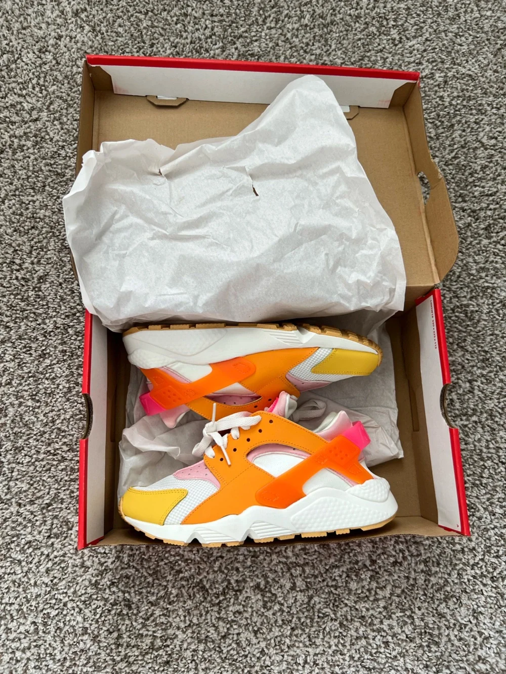 Nike Women’s Huarache Sneakers NEW IN BOX - White, Orange, and Pink - Picture 2 of 8
